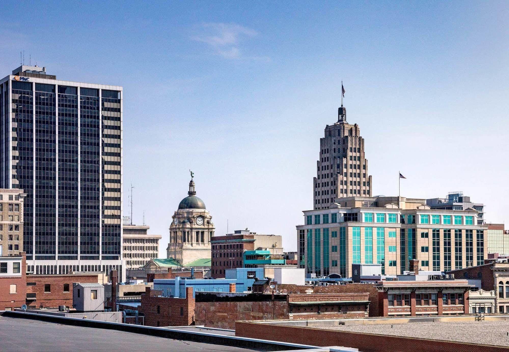Courtyard Fort Wayne Downtown At Grand Wayne Convention Center Dış mekan fotoğraf